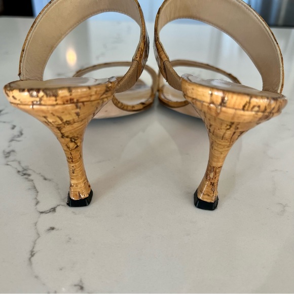 MANOLO BLAHNIK Tan Cork Sandals, size 6.5 - Picture 5 of 16